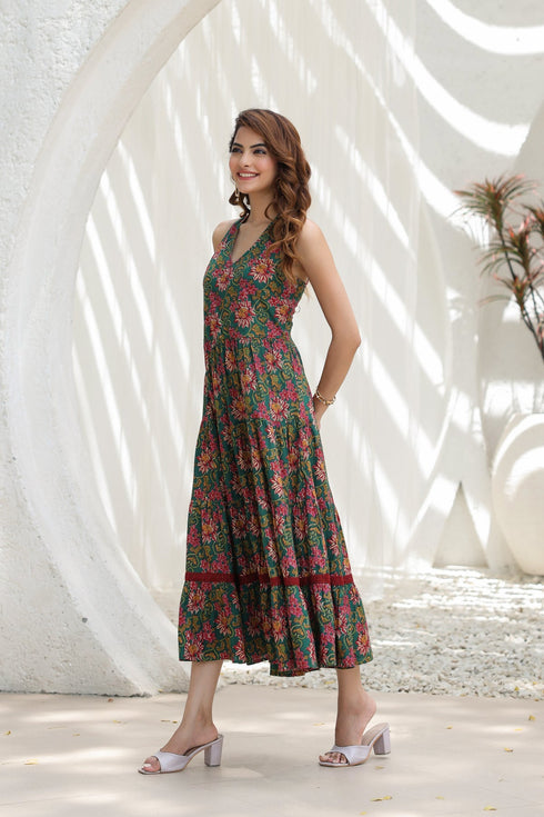 Women Green & Maroon Floral Printed Cotton A Line Ethnic Dresses